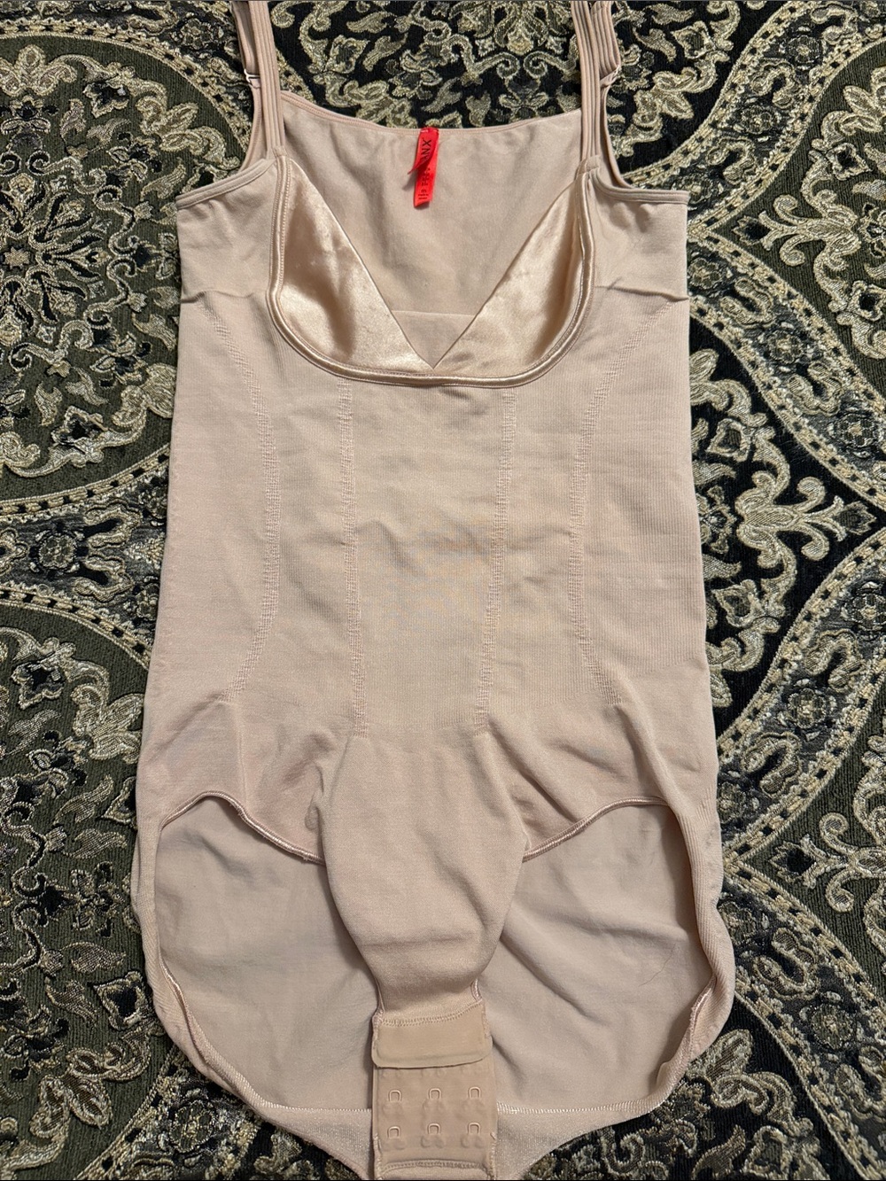 Spanx Women's Shaping Bodysuit - Nude Medium